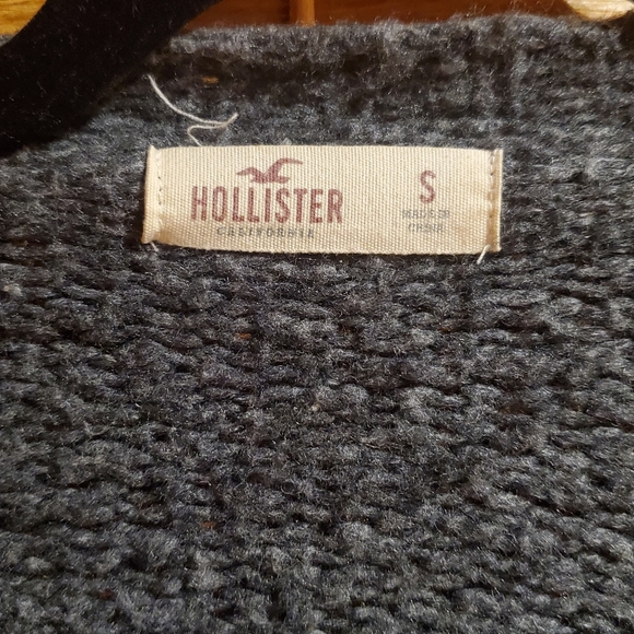 Gray Hollister shrug sweater small - Picture 2 of 4